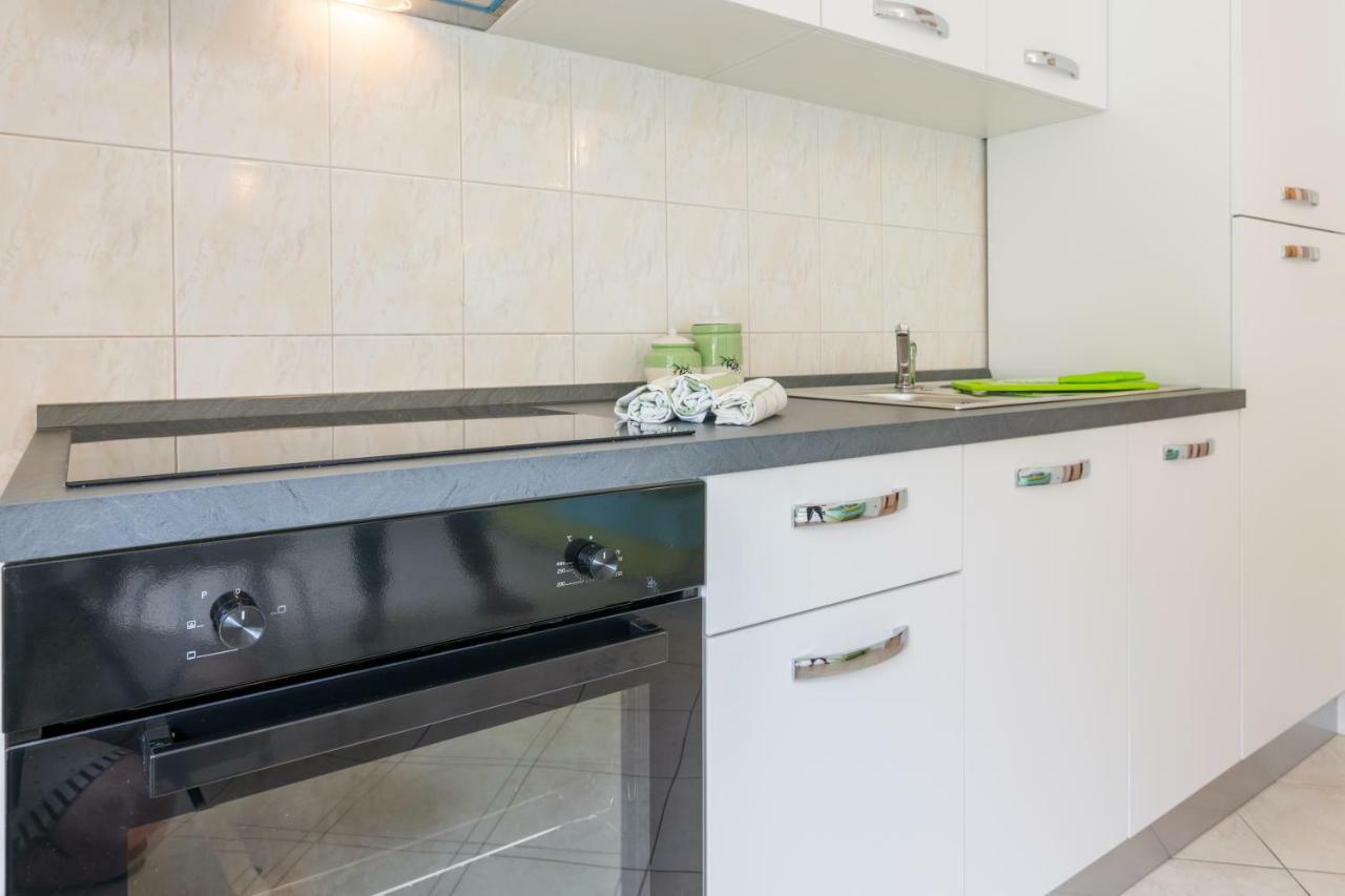 Apartment Ivana Makarska Buitenkant foto