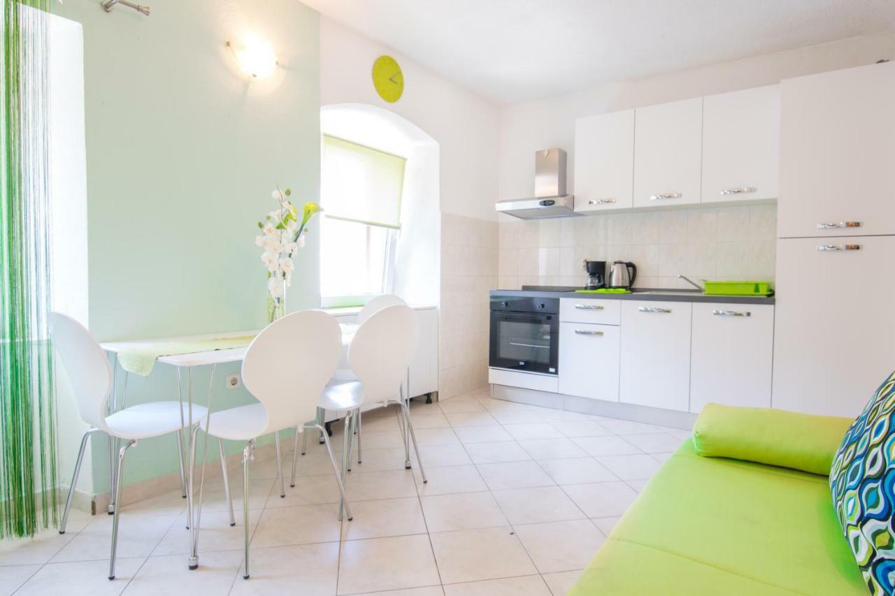 Apartment Ivana Makarska Buitenkant foto